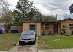 Pre-foreclosure in  SIBBALD RD Jacksonville, FL 32208