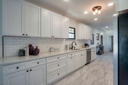 Pre-foreclosure in  GARDEN CLUB DR Panama City, FL 32401