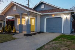 Pre-foreclosure in  ARDEN WAY Sacramento, CA 95815