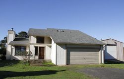 Pre-foreclosure in  PETALUMA AVE Fort Bragg, CA 95437