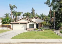  Winter Grove Dr, Bakersfield CA