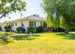 Pre-foreclosure in  BERGER ST Bakersfield, CA 93305