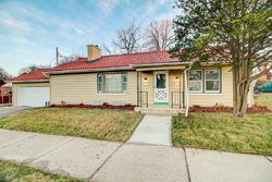 Pre-foreclosure in  W ROOSEVELT DR Milwaukee, WI 53216