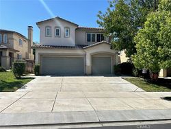 Pre-foreclosure in  TORREY PINES DR Beaumont, CA 92223