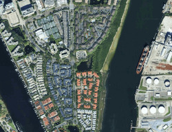 Pre-foreclosure in  SHIPWATCH CIR Tampa, FL 33602
