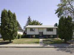 Pre-foreclosure in  E CLEVELAND AVE Spokane, WA 99207