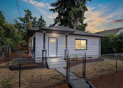 Pre-foreclosure in  S PUGET SOUND AVE Tacoma, WA 98409