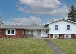 Pre-foreclosure in  28TH ST Highland, IL 62249