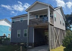 Pre-foreclosure in  W PALMETTO ST Kill Devil Hills, NC 27948