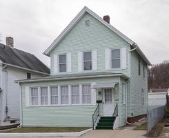 Pre-foreclosure in  SPRINGDALE AVE Holyoke, MA 01040