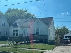 Pre-foreclosure in  SOUTH ST Fairborn, OH 45324
