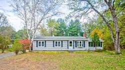 Pre-foreclosure in  W FARMS RD Florence, MA 01062