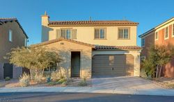 Pre-foreclosure in  SPLIT OAK AVE Henderson, NV 89044