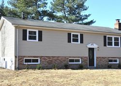 Pre-foreclosure in  QUADE CT Waldorf, MD 20602