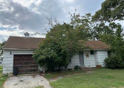 Pre-foreclosure in  BONITA RD East Quogue, NY 11942