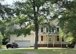 Pre-foreclosure in  ROGERS POINTE LN Creedmoor, NC 27522