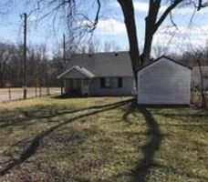 Pre-foreclosure in  W 18TH ST Muncie, IN 47302