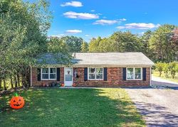 Pre-foreclosure Listing in VALLEYBROOK LN TROUTMAN, NC 28166