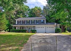 Pre-foreclosure in  SHADY REST LN Charlotte, NC 28214