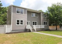 Pre-foreclosure in  CENTERWOOD ST West Babylon, NY 11704