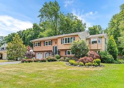 Pre-foreclosure in  PINEY BRANCH RD Cranbury, NJ 08512