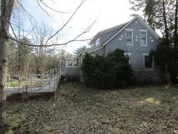 Pre-foreclosure in  ELM ST Freeport, ME 04032