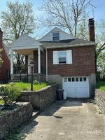 Pre-foreclosure in  SAINT ALBANS AVE Cincinnati, OH 45237