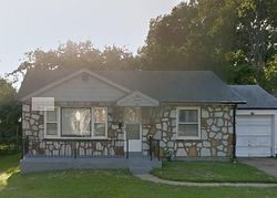 Pre-foreclosure in  N HANLEY RD Saint Louis, MO 63114