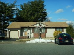 Pre-foreclosure in  HOMESTEAD RD Elmwood Park, NJ 07407