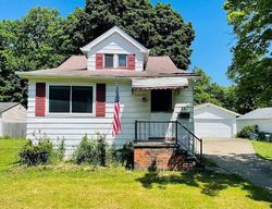 Thames Ave, Bedford OH
