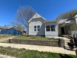 Pre-foreclosure in  S PROUD ST Muncie, IN 47305