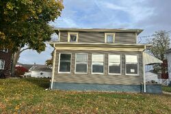 Pre-foreclosure in  POST ST Ottawa, IL 61350