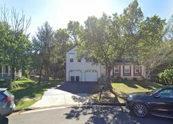 Pre-foreclosure in  BIRCHLEAF PARK CT Centreville, VA 20120
