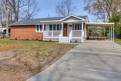 Pre-foreclosure in  HENRY ST Aiken, SC 29803