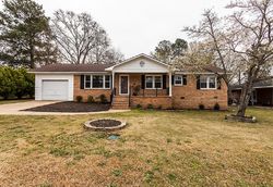 Pre-foreclosure in  HUNT CLUB RD Sumter, SC 29154