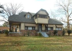 Pre-foreclosure in  US HIGHWAY 51 N Millington, TN 38053