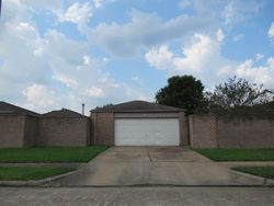 Pre-foreclosure in  OLIVE GLEN DR Houston, TX 77082