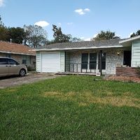 Pre-foreclosure in  BELLFORT ST Houston, TX 77033