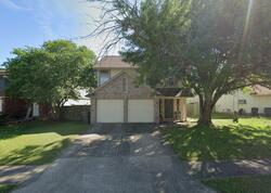 Pre-foreclosure in  LOTHIAN DR Pflugerville, TX 78660