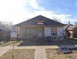 Pre-foreclosure in  E JEFFERSON AVE Fort Worth, TX 76104