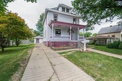 Pre-foreclosure in  W ALICE AVE Peoria, IL 61604