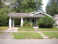 Pre-foreclosure in  N 22ND ST Murphysboro, IL 62966