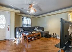 Pre-foreclosure in  S YATES BLVD Chicago, IL 60617