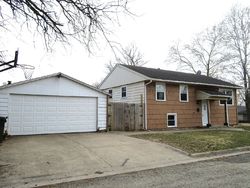 Pre-foreclosure in  W 13TH ST Sterling, IL 61081