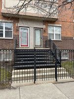 Pre-foreclosure in  N ROGERS AVE Chicago, IL 60645