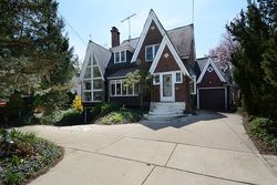 Pre-foreclosure in  FULTON AVE Saint Charles, IL 60174