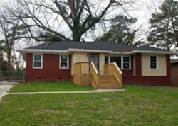 Pre-foreclosure in  OLD HAPEVILLE RD SW Atlanta, GA 30315