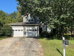 Pre-foreclosure in  POST RIDGE LN Lithonia, GA 30038