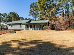Pre-foreclosure in  BRACKENWOOD DR Snellville, GA 30039