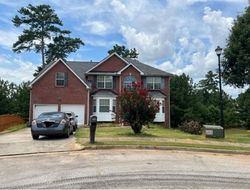 Pre-foreclosure in  VAUGHAN DR Hampton, GA 30228